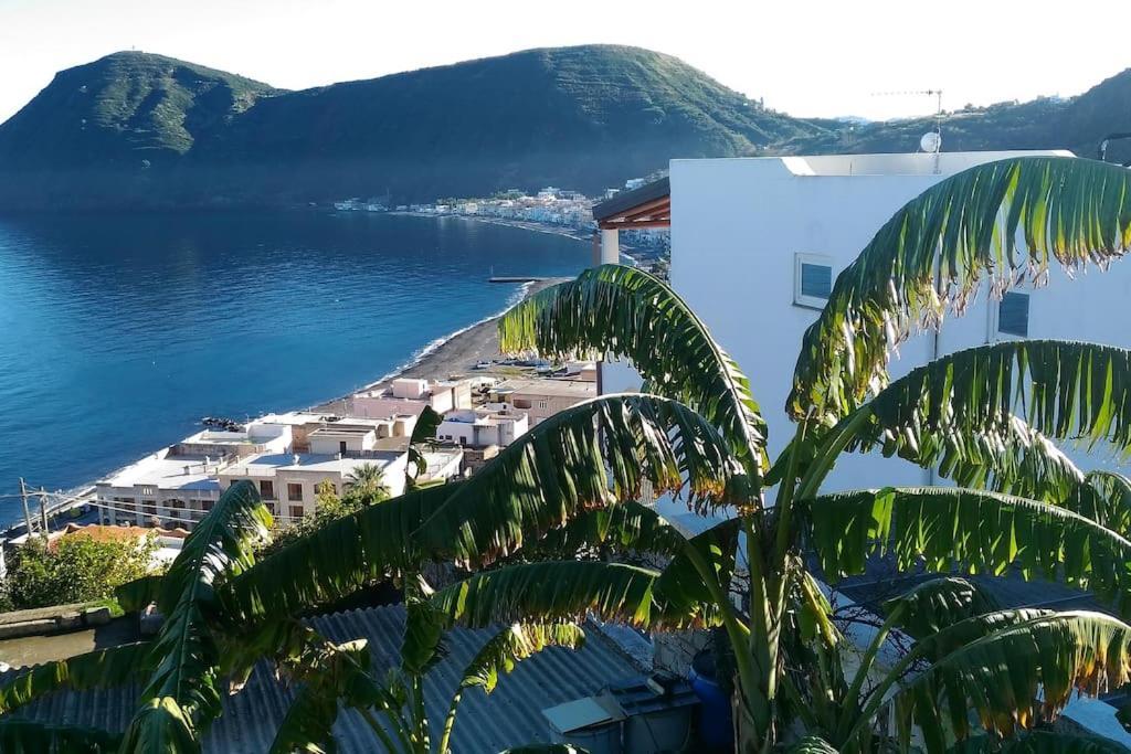 Casa Vacanze Vista Mare Mela B Lipari  Eksteriør bilde