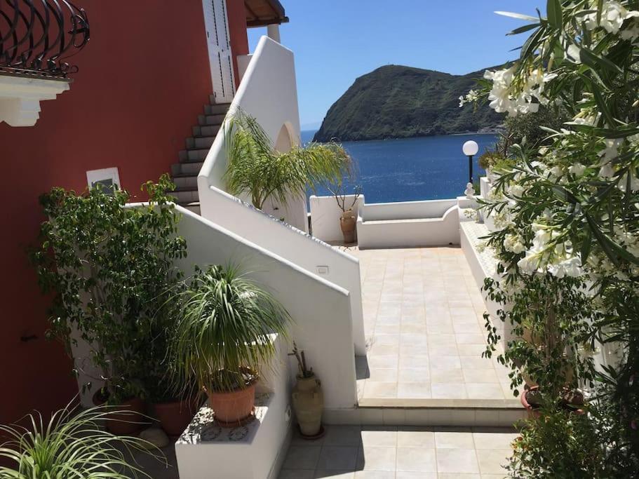 Casa Vacanze Vista Mare Mela B Lipari  Eksteriør bilde