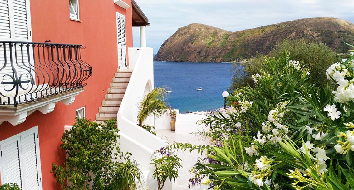 Casa Vacanze Vista Mare Mela B Lipari  Eksteriør bilde